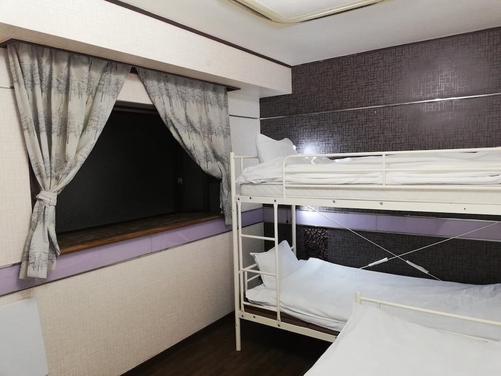 Family & Bakpak Tokyo Hostel المظهر الخارجي الصورة