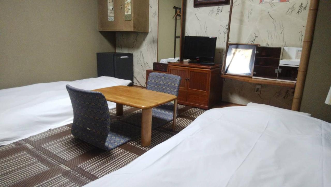 Family & Bakpak Tokyo Hostel المظهر الخارجي الصورة