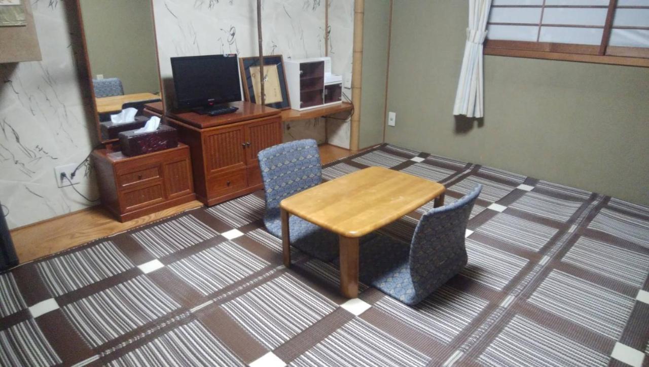 Family & Bakpak Tokyo Hostel المظهر الخارجي الصورة