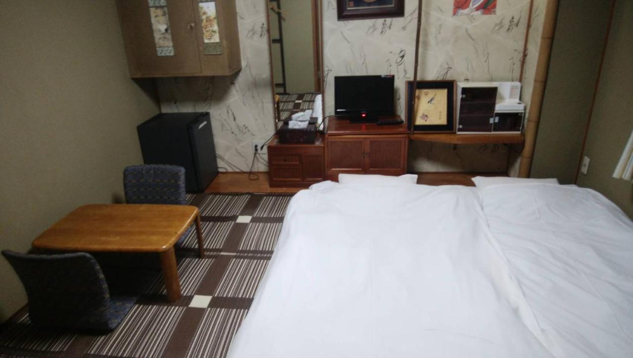 Family & Bakpak Tokyo Hostel المظهر الخارجي الصورة