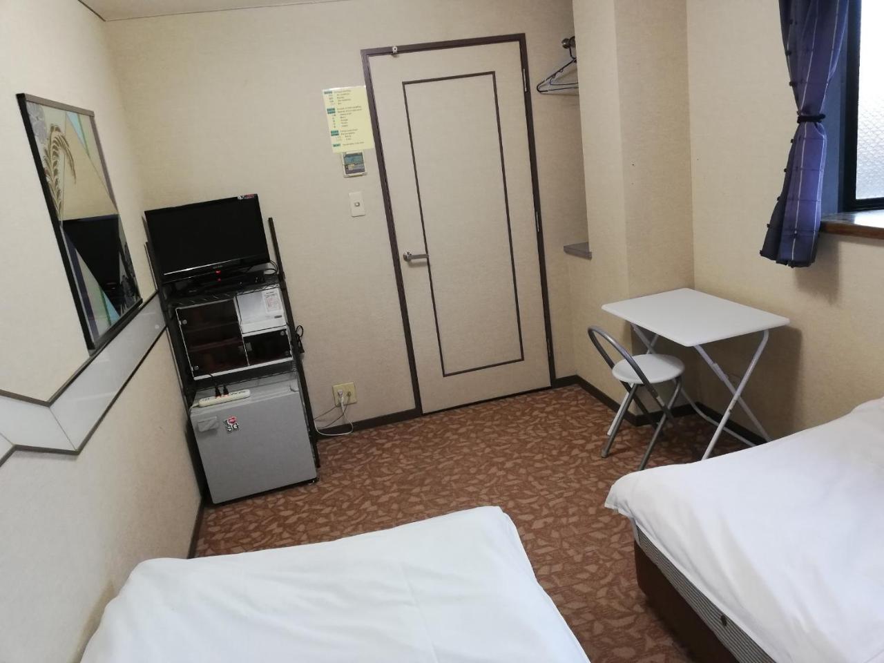 Family & Bakpak Tokyo Hostel المظهر الخارجي الصورة