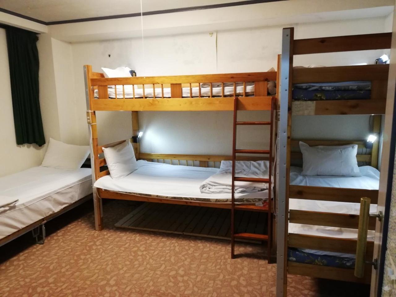 Family & Bakpak Tokyo Hostel الغرفة الصورة