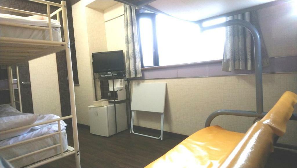 Family & Bakpak Tokyo Hostel المظهر الخارجي الصورة