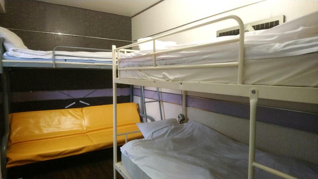 Family & Bakpak Tokyo Hostel المظهر الخارجي الصورة